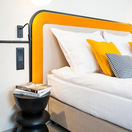 Hotel Awo Гнезно Екстер'єр фото