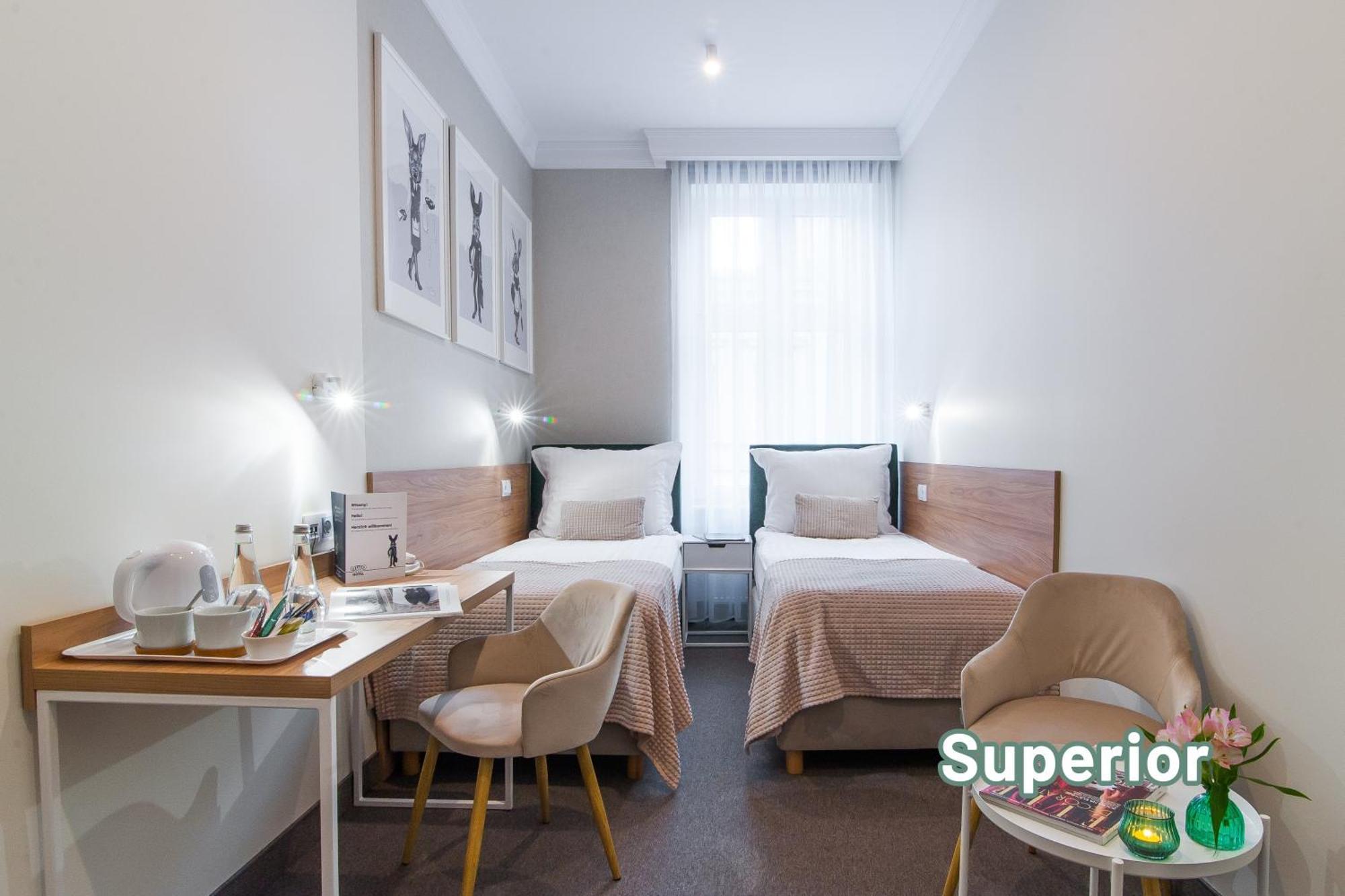 Hotel Awo Гнезно Екстер'єр фото